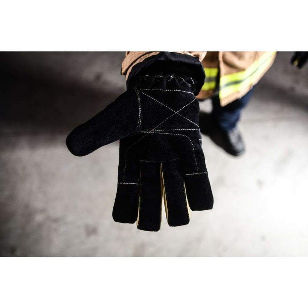 Pro-Tech 8 Fusion Pro Structure Glove - Short Cuff