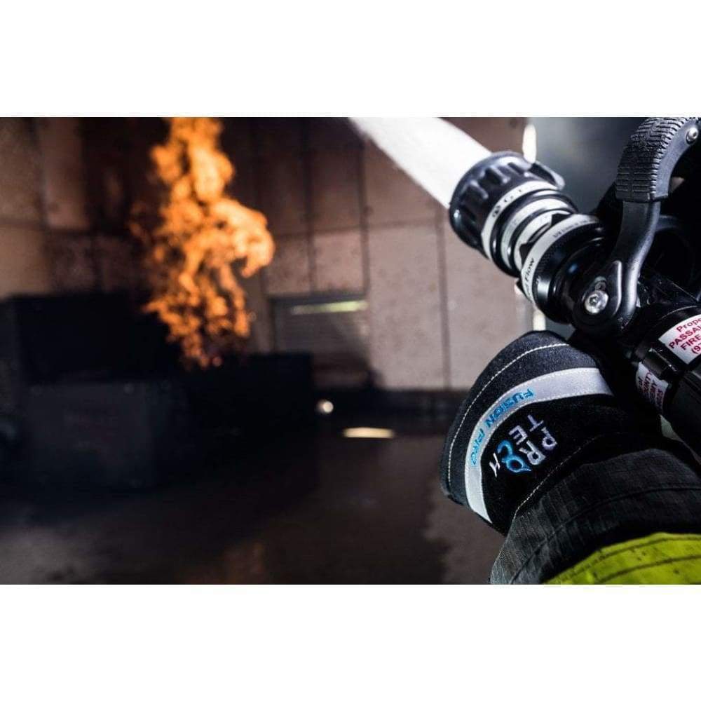 Pro-Tech 8 Fusion Pro Structure Glove - Short Cuff